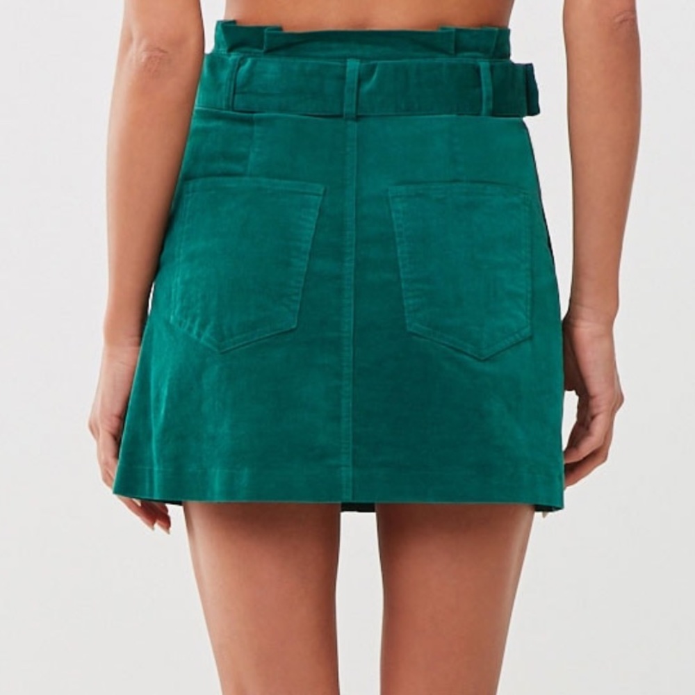 Forever 21 green suede paperbag skirt NWT - Picture 3 of 8